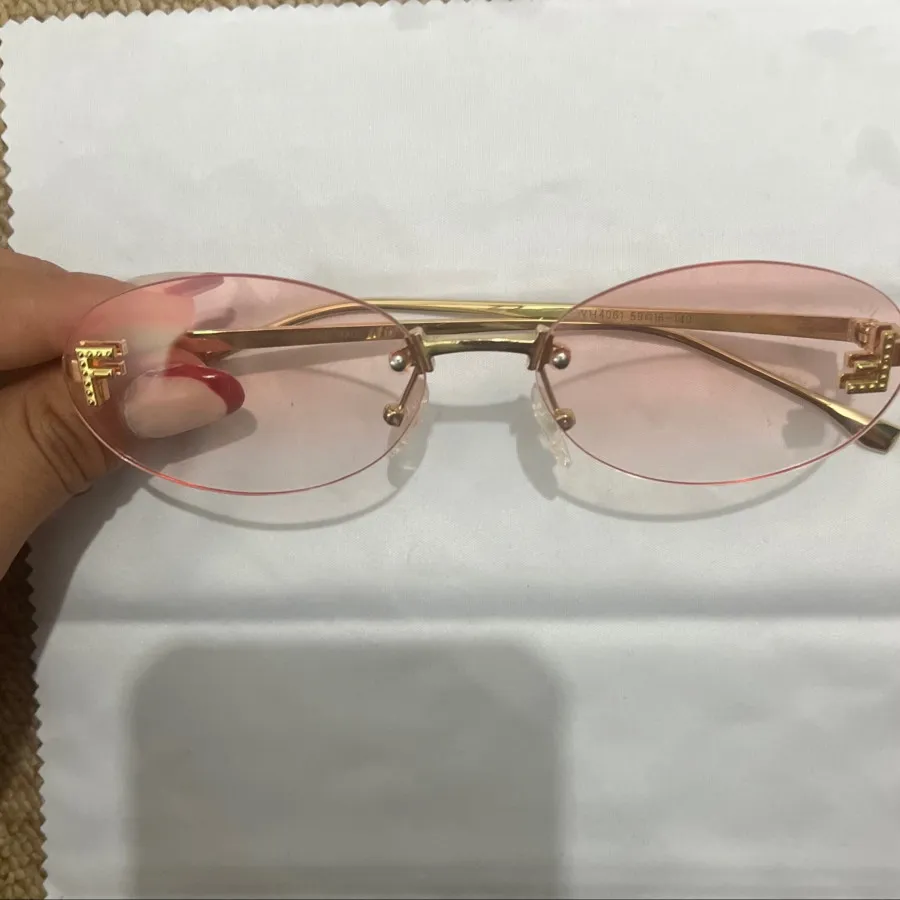 عینک Fendi