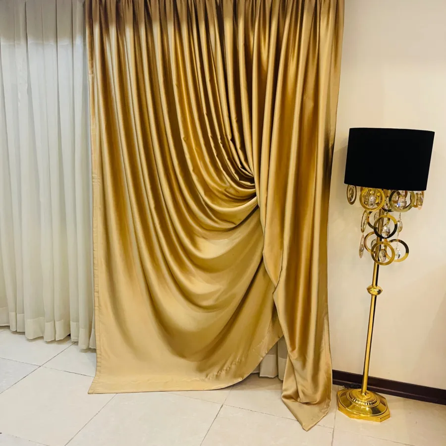 پرده حریر شاین دار