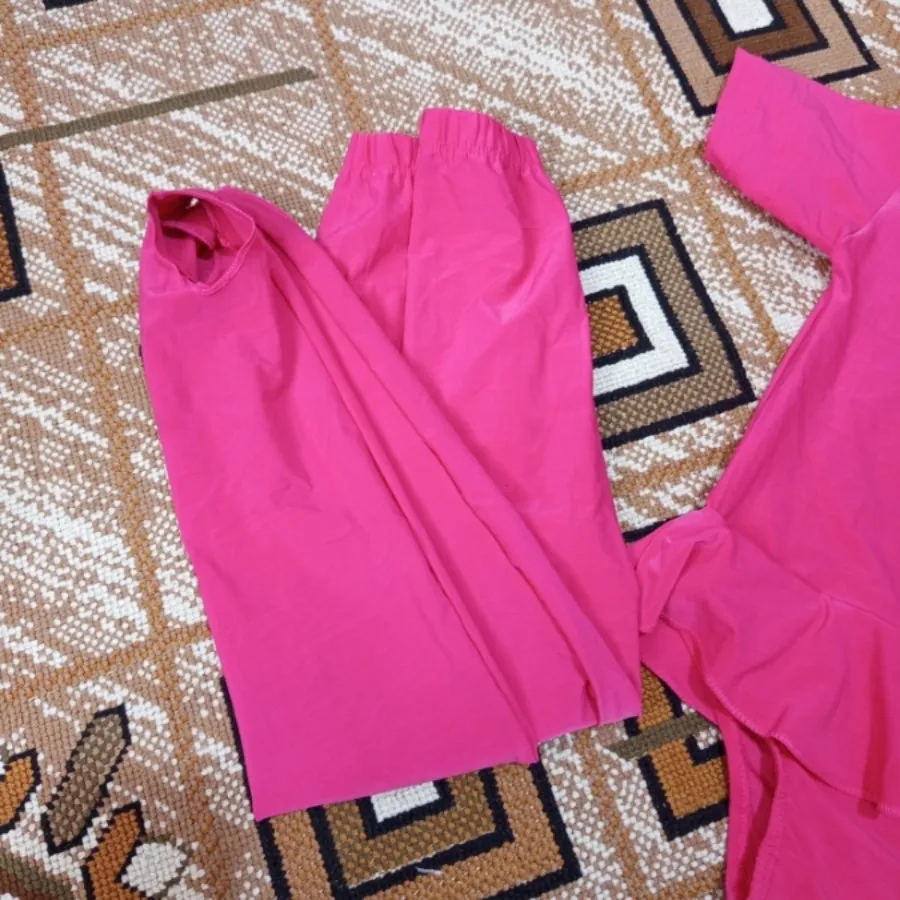 2عدد لباس ژیمناستیک
