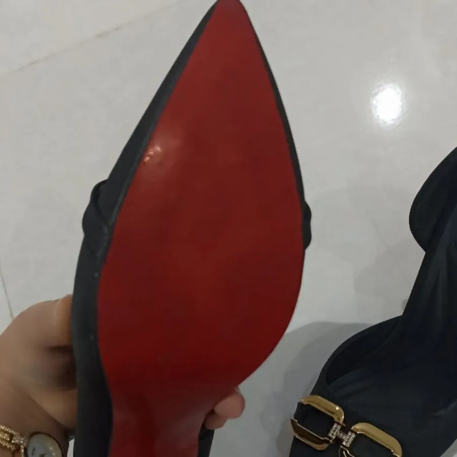 کفش سایز 37