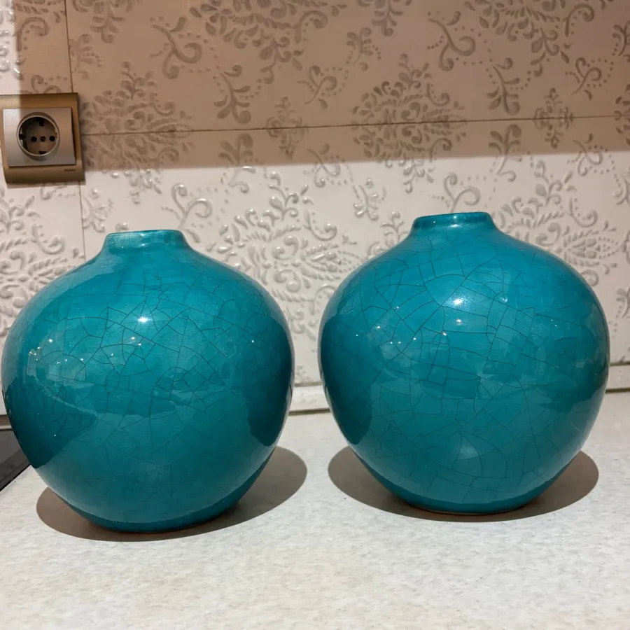 گلدان فیروزه ای جذاب