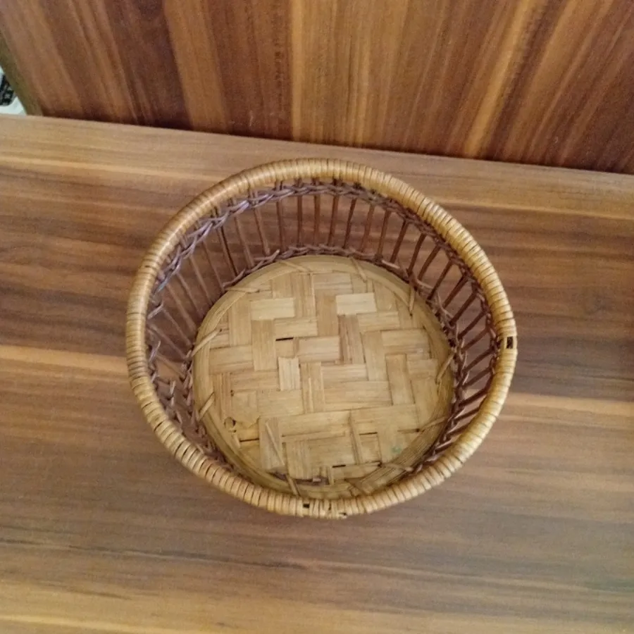 سبد حصیری