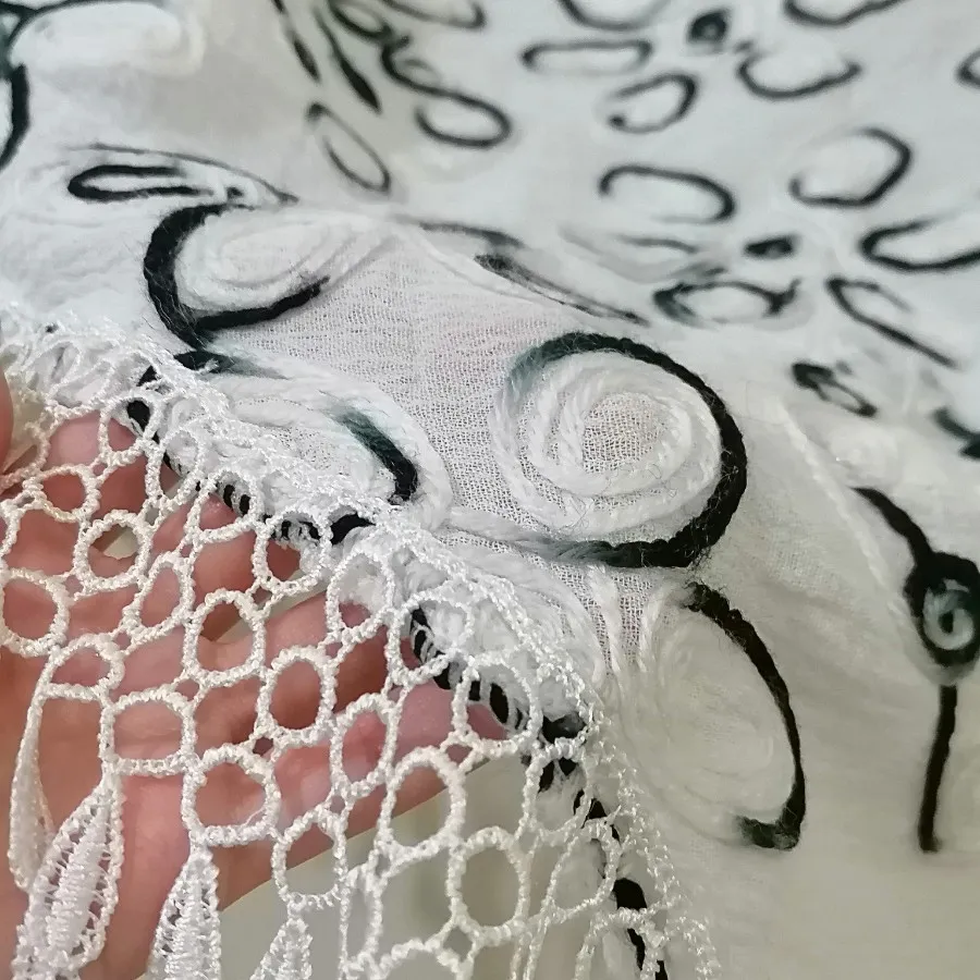روسری سه گوش طرح برجسته