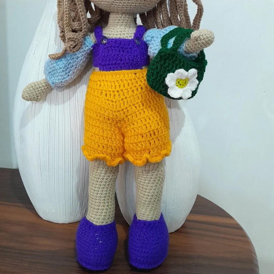 عروسک دست بافت