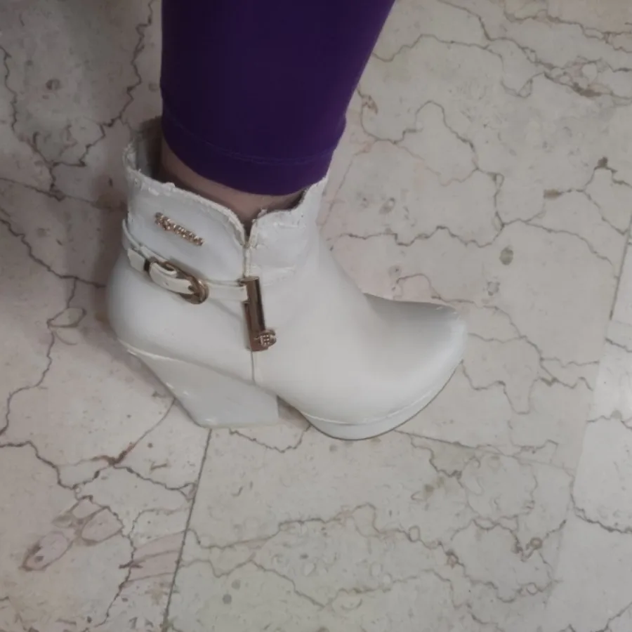 بوت خارجی