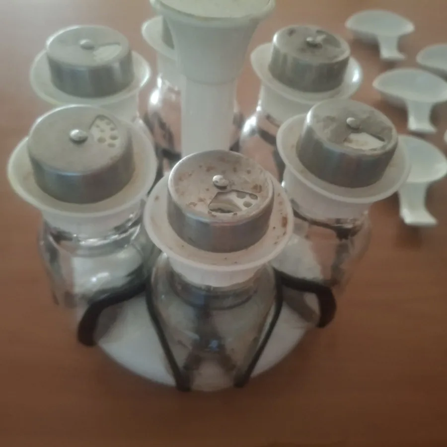 جا ادویه گردون و مزه خوری