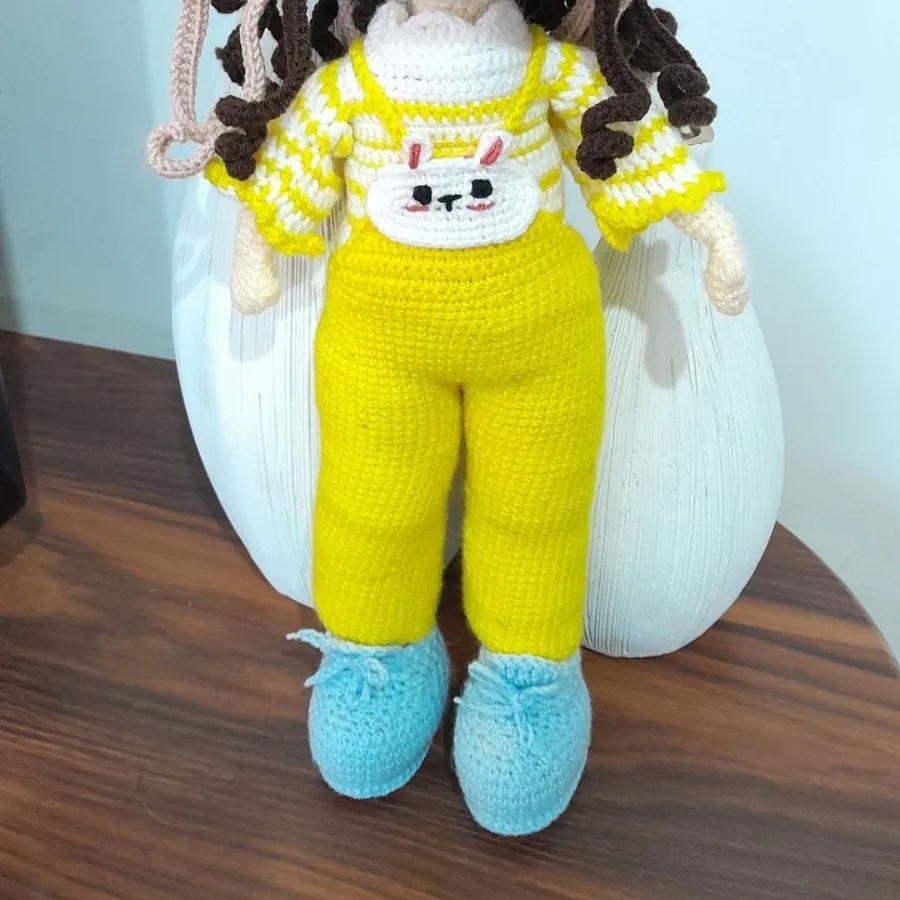 عروسک دست بافت