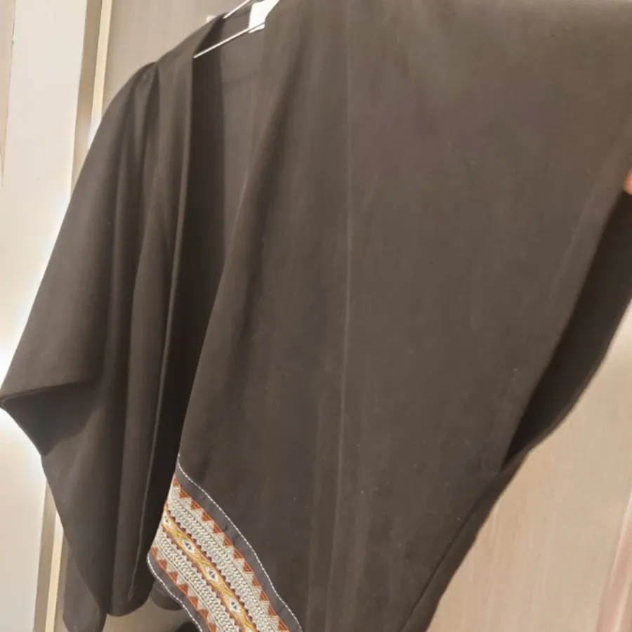 پانچ خریداری شده از دبی