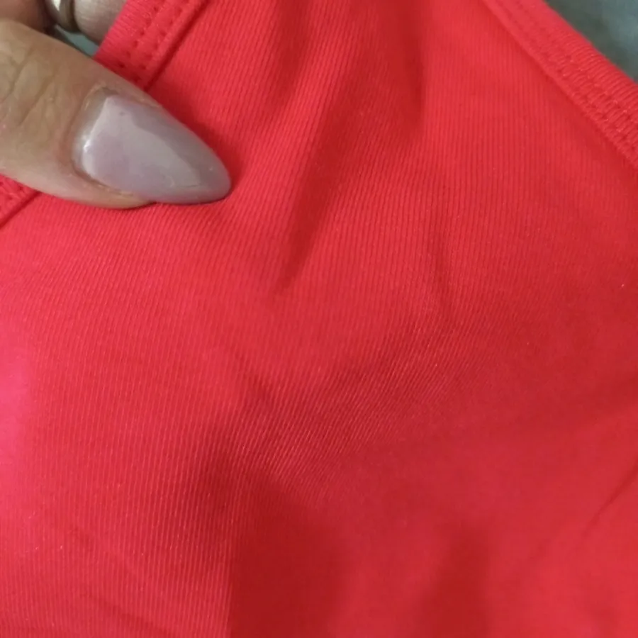 نیم تنه Guess
