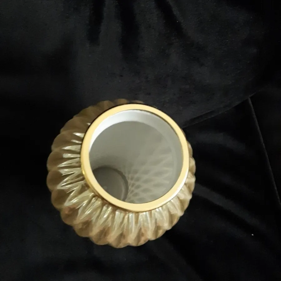 گلدان
