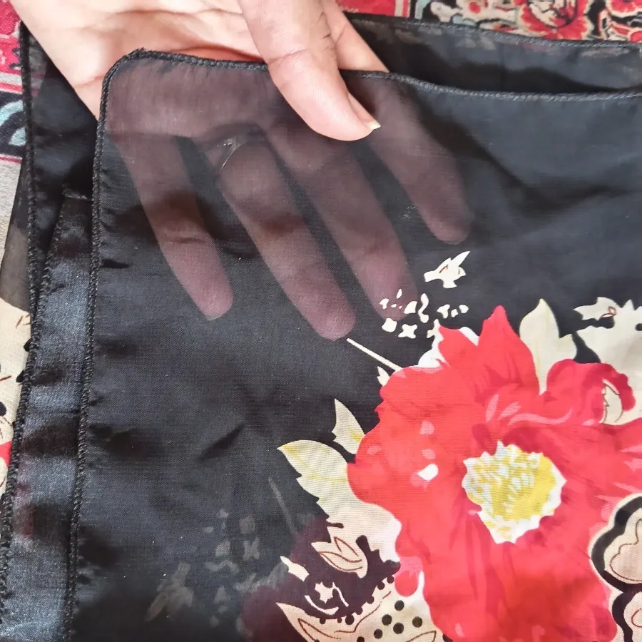 روسری حریر