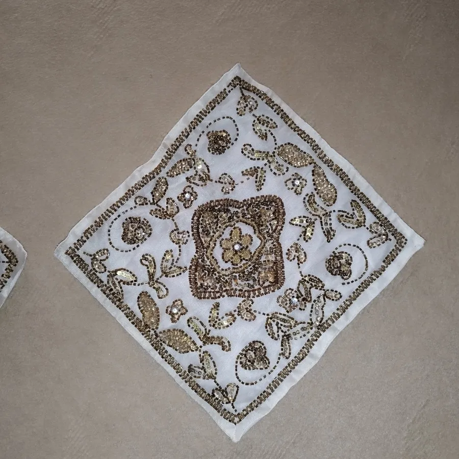 رومیزی ملیله دوزی