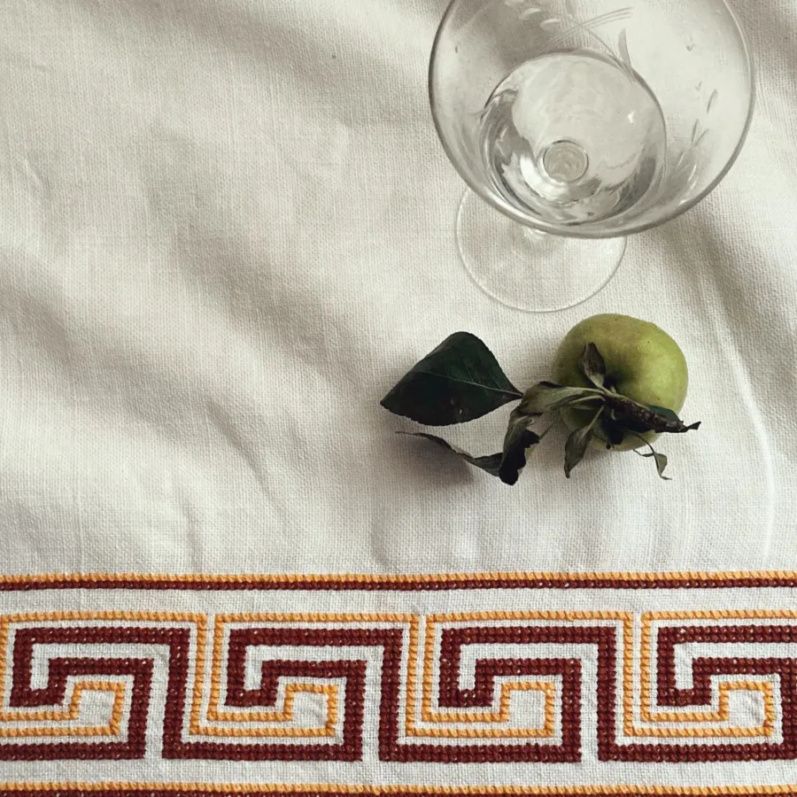 رومیزی شماره دوزی