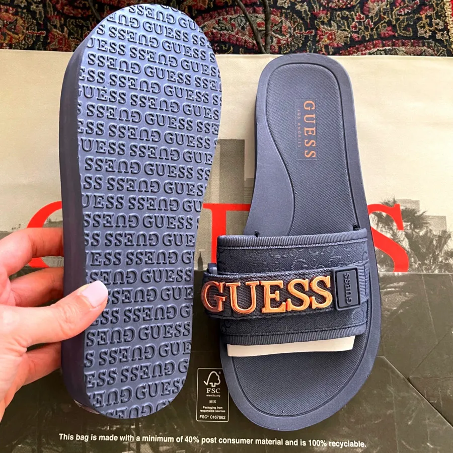 صندل GUESS آمریکا