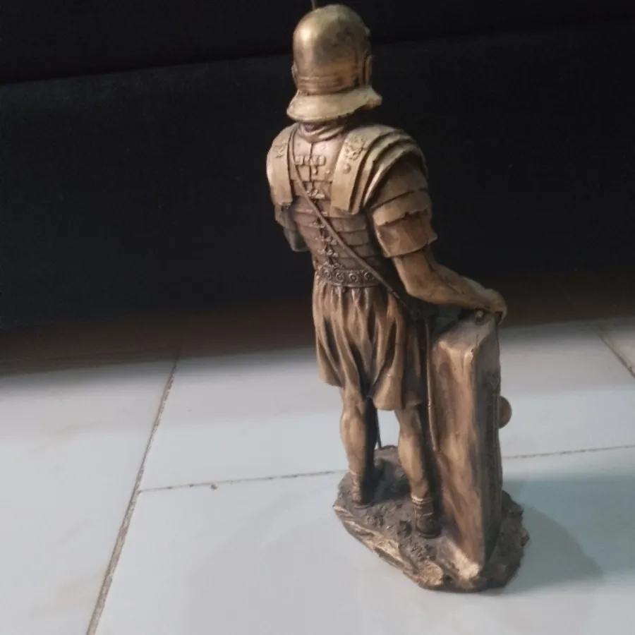 مجسمه سرباز