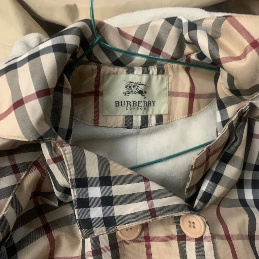 کاپشن burberry