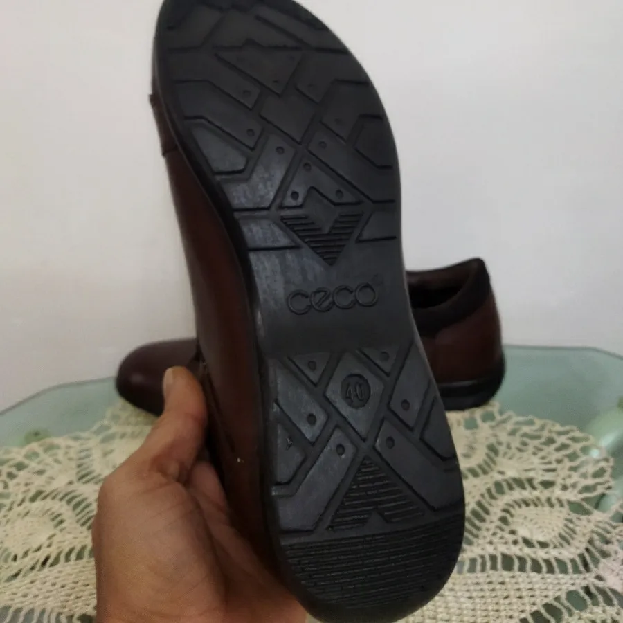 کفش چرمی