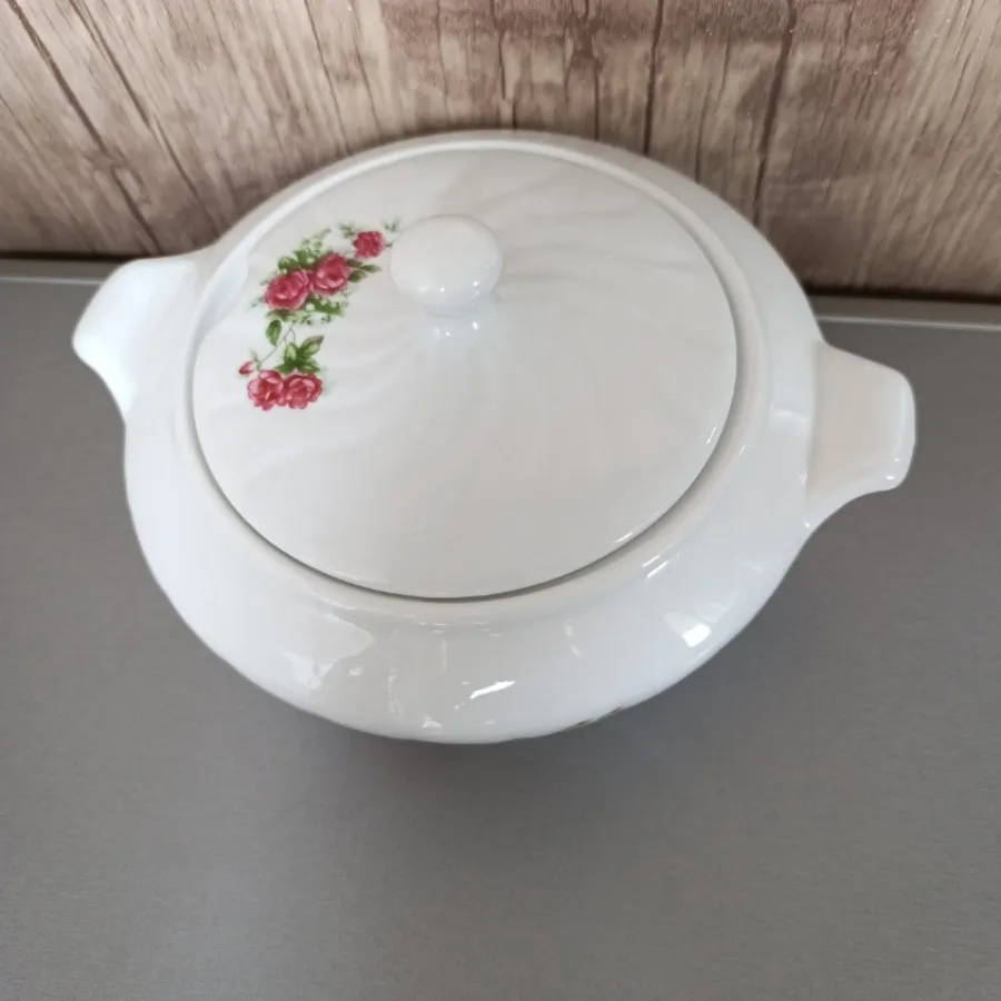 سوپ خوری گلسرخی عتیقه