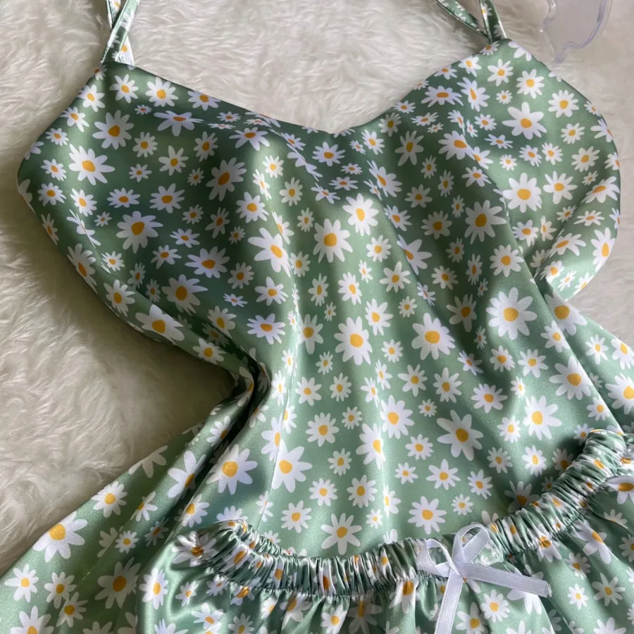 ست تاپ و شلوارک بابونه
