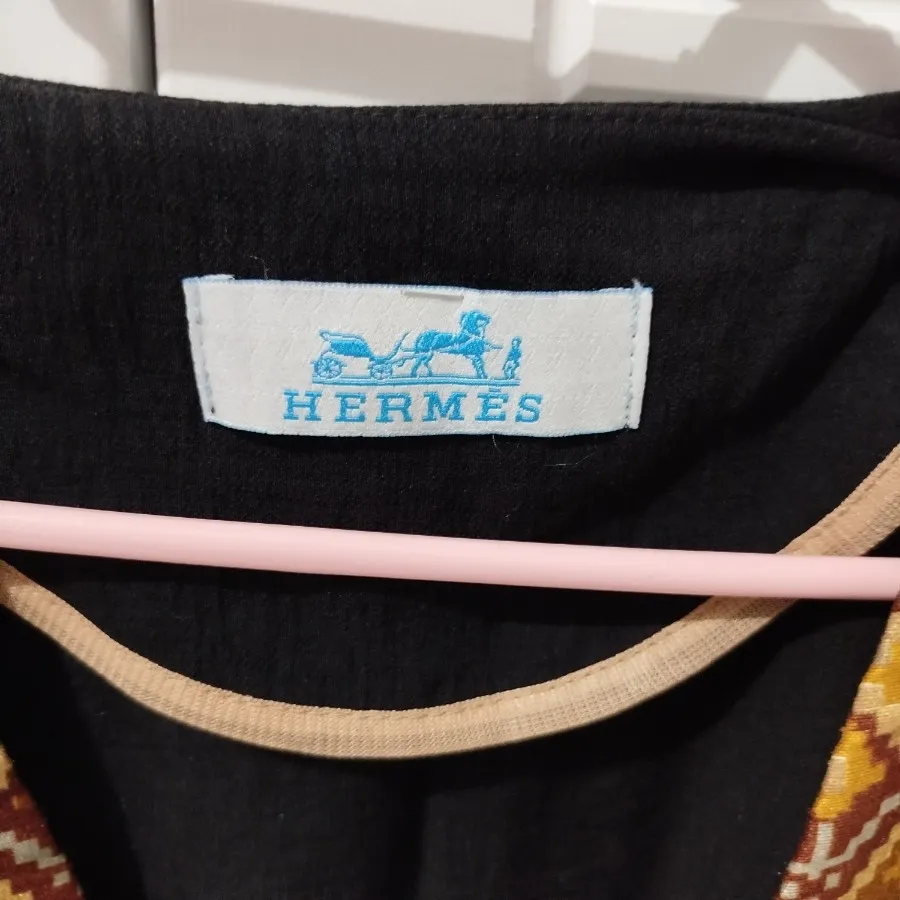 مانتو برند hermes
