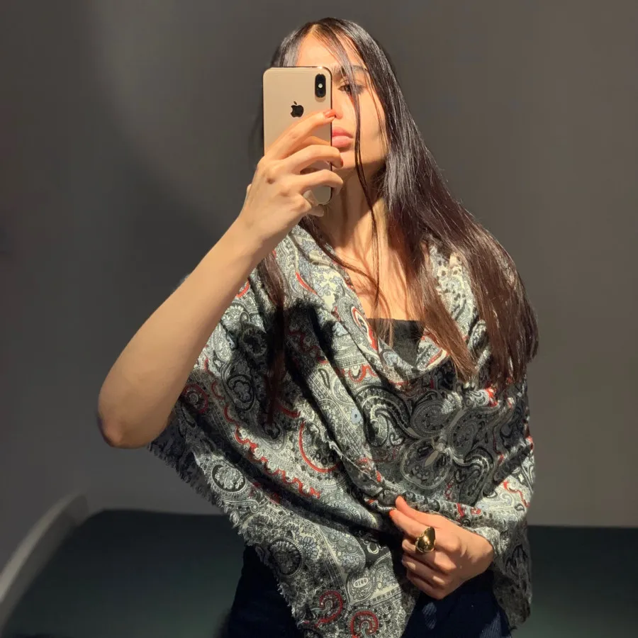 روسری زنانه