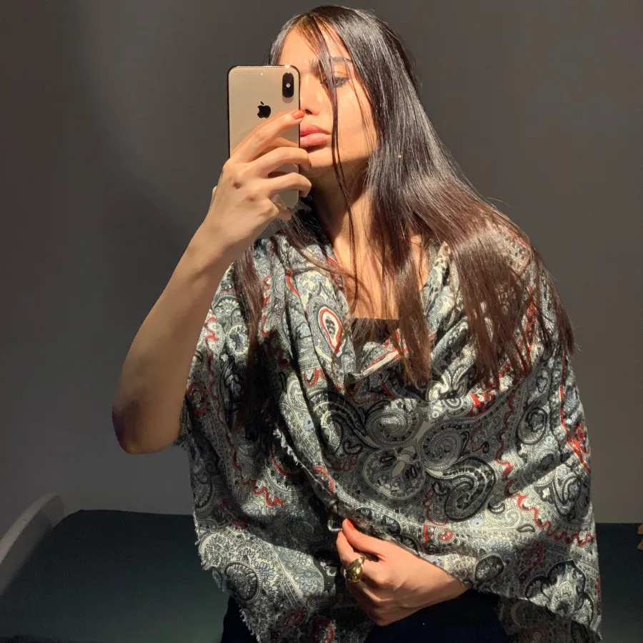 روسری زنانه