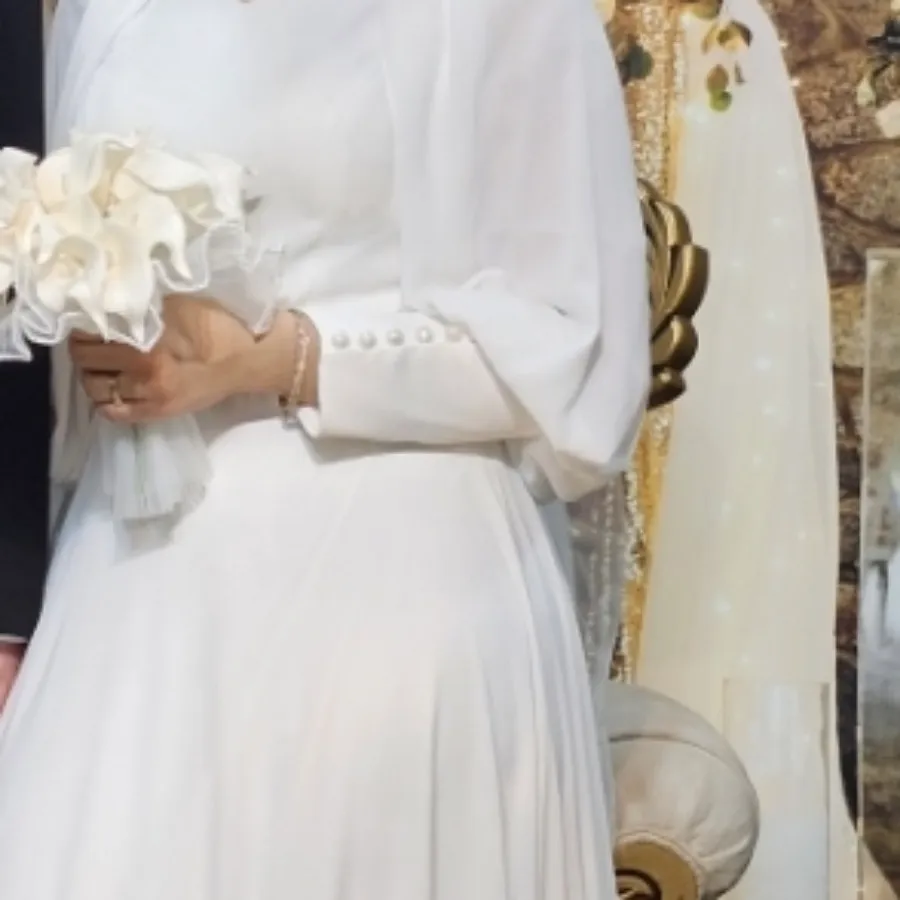لباس سفید