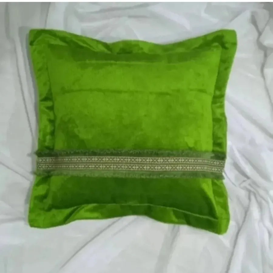 کوسن مخمل