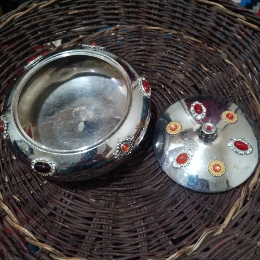 شکلات خوری بینظیر