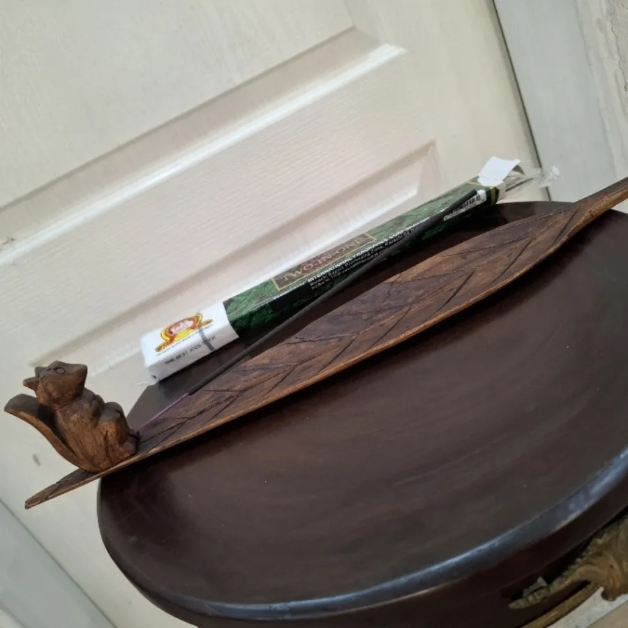 جا عودی سنجاب چوبی