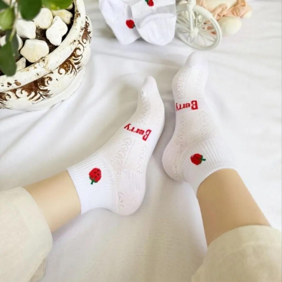 جوراب زنانه