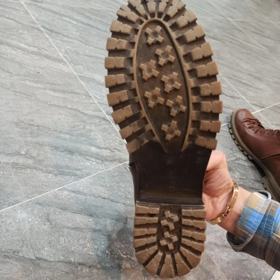 نیم بوت چرم