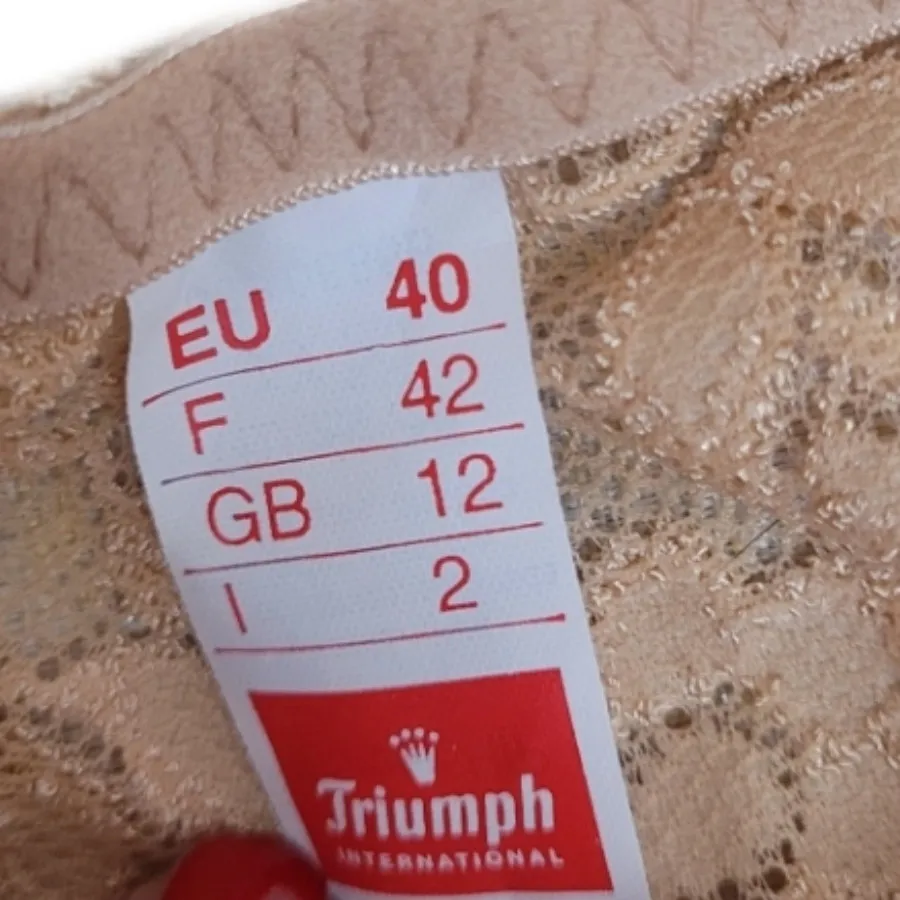 شورت گیپور Triumph