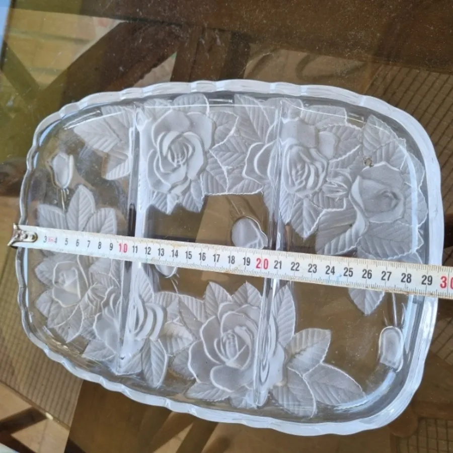 اردوخوری سه خانه رز یخی