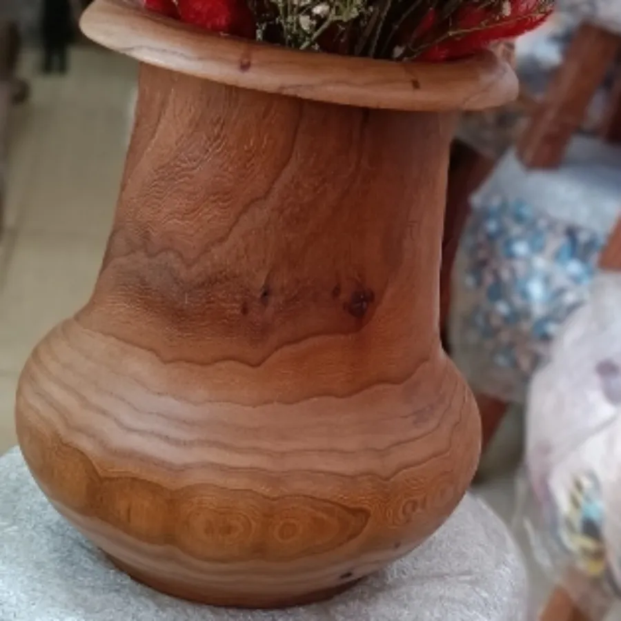 گلدان چوبی دکوراتیو