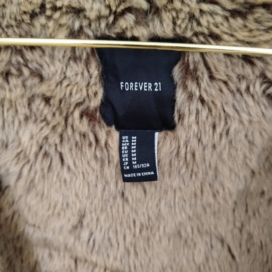 وست خز برند Forever 21