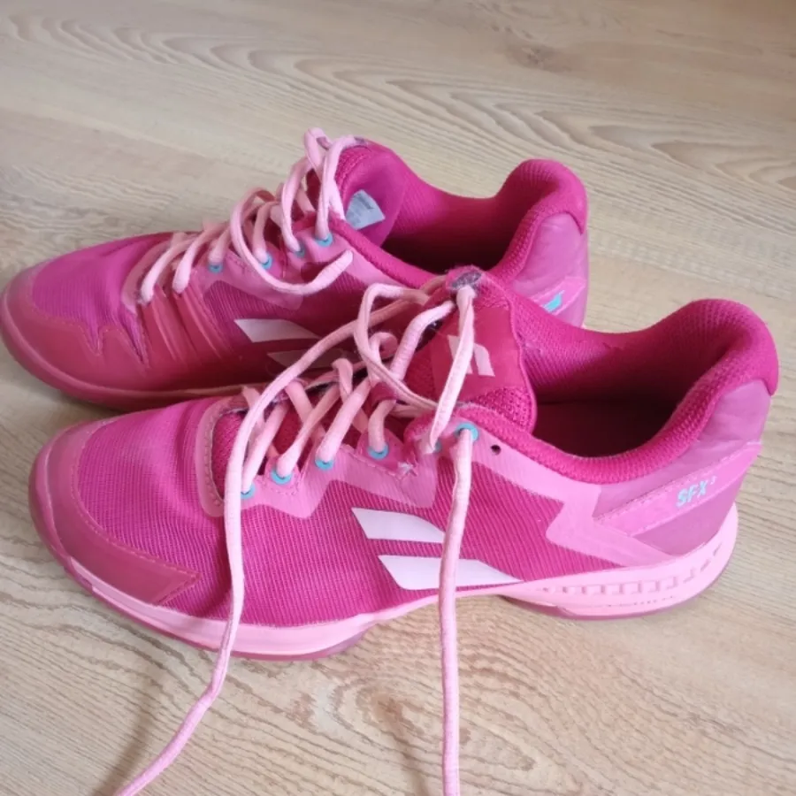 کفش تنیس Babolat