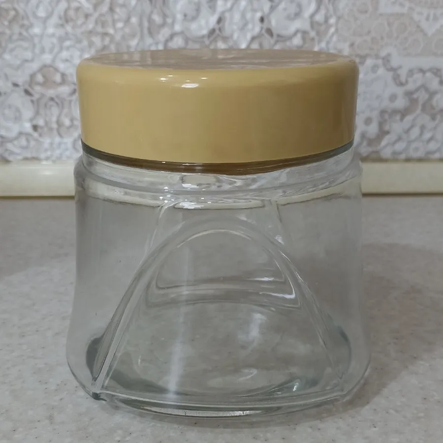 بانکه شیشه درب چوبی