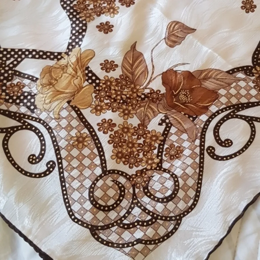روسری مجلسی