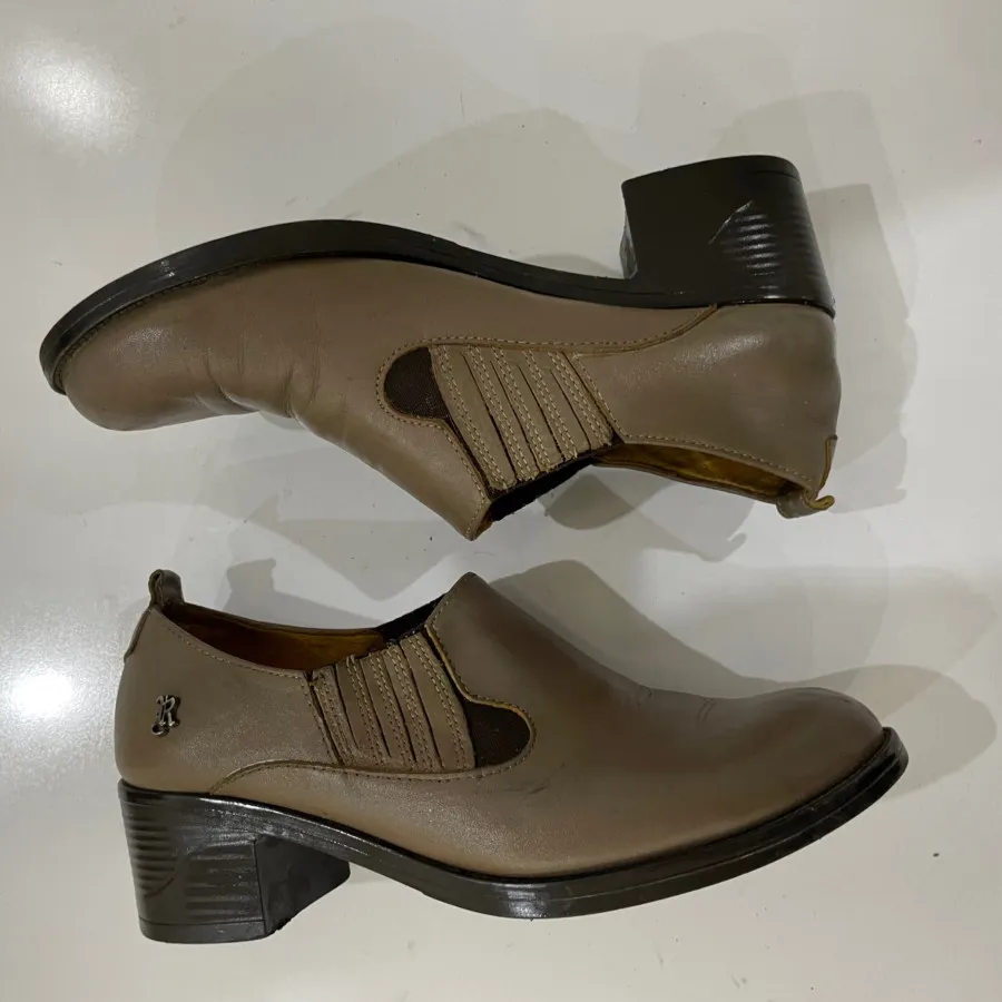 کفش طبی چرم رویال