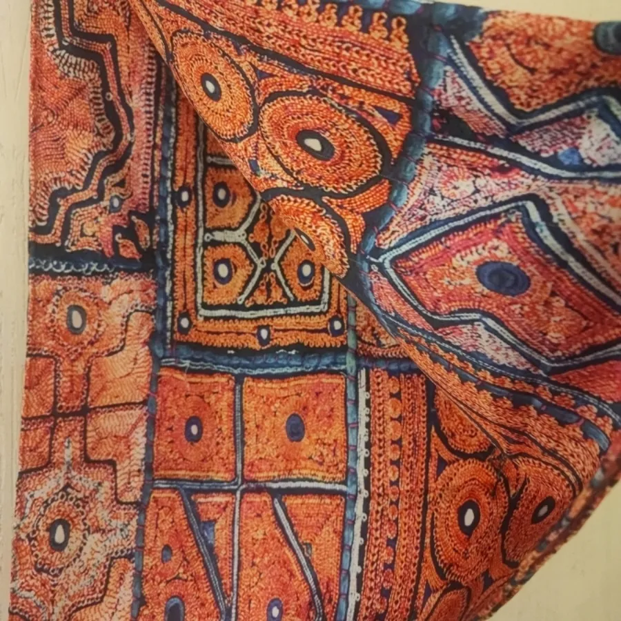 روسری ساتن