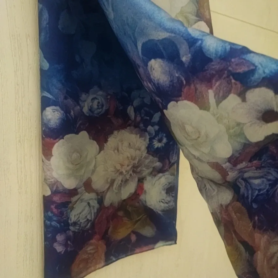 روسری ساتن