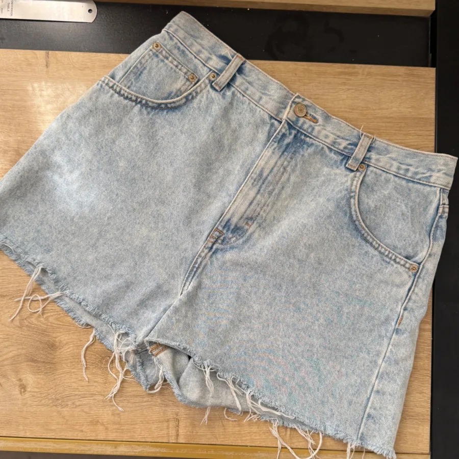شلوارک جین pull & bear