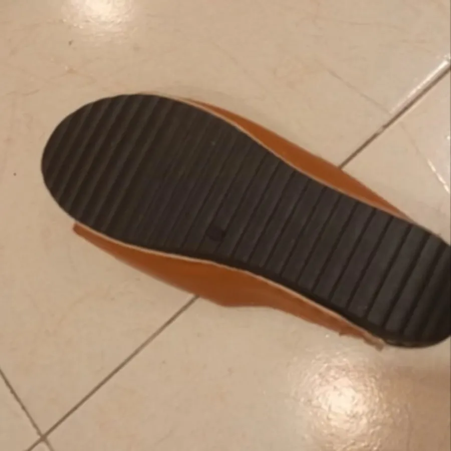 صندل طبی چرمی سایز 40