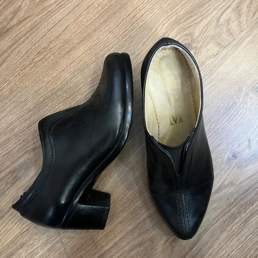 کفش چرمی زنانه