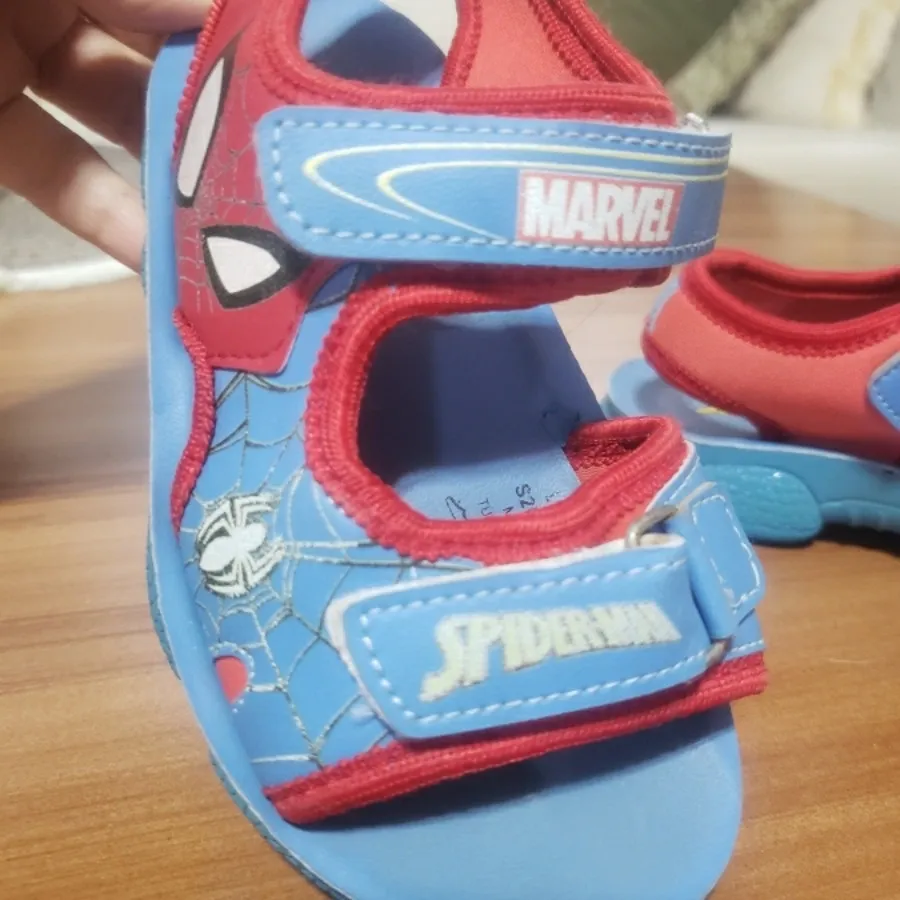 صندل spiderman