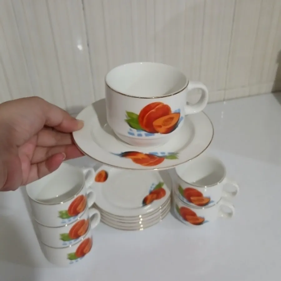 فنجان و نعلبکی