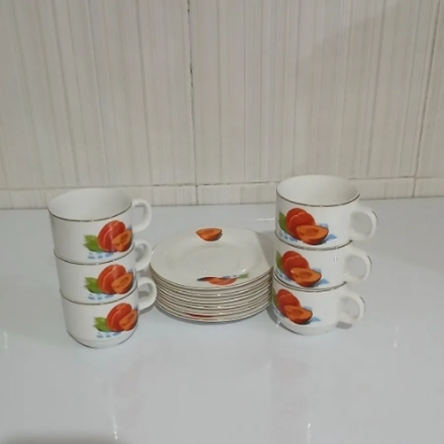 فنجان و نعلبکی