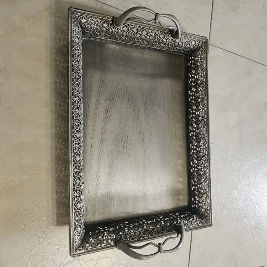 سینی نقره ای پیوتر