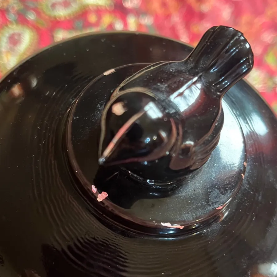 شکلات خوری دو طبقه